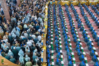  برنامه جزء خوانی قرآن کریم در حرم مطهر حضرت امام حسین علیه السّلام 4