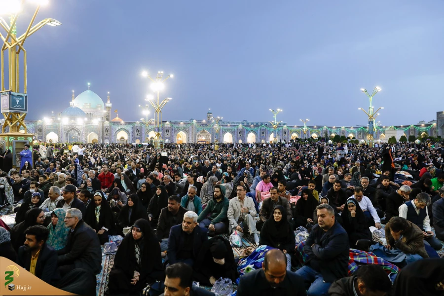 تحویل سال ۱۴۰۳ در حرم مطهر امام رضا علیه‌السلام 6