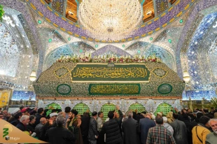 گل آرایی حرم امیر مؤمنان (ع) در آستانه میلاد امام حسن مجتبی(ع) 2