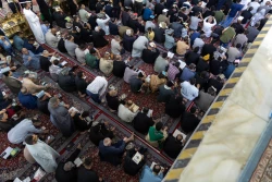 حال و هوای سومین شب قدر در حرم امام حسین علیه‌السلام 11