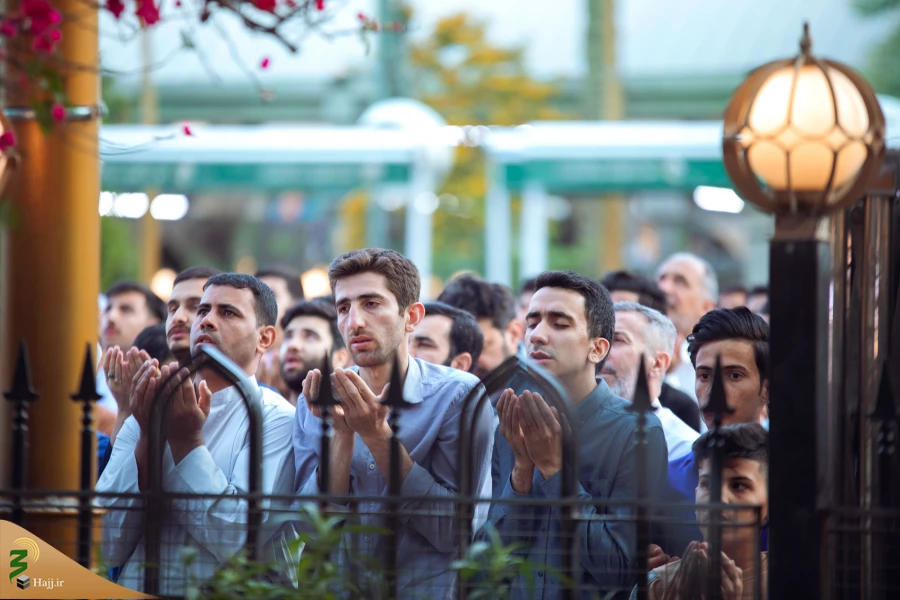 اقامه نماز عید سعید فطر در کربلای معلی 28