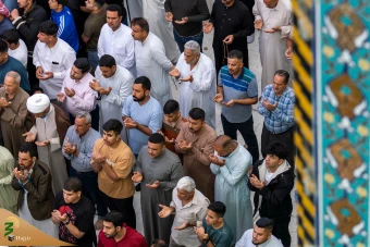 اقامه نماز عید سعید فطر در کربلای معلی 8