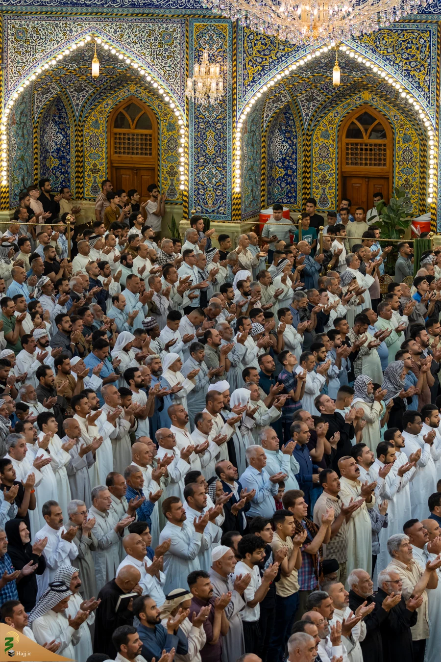 اقامه نماز عید سعید فطر در کربلای معلی 9