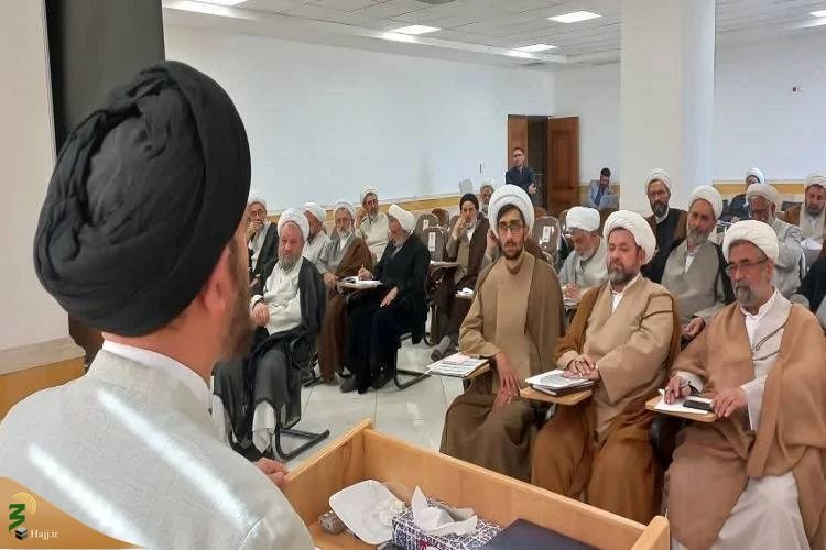 در شهر مقدس قم؛

گردهمایی توجیهی آموزشی رابطین فرهنگی عتبات عالیات برگزار شد 5