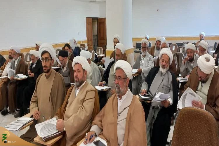 در شهر مقدس قم؛

گردهمایی توجیهی آموزشی رابطین فرهنگی عتبات عالیات برگزار شد 7