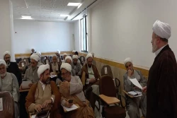 در شهر مقدس قم؛

گردهمایی توجیهی آموزشی رابطین فرهنگی عتبات عالیات برگزار شد 8