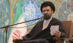 حجت‌الاسلام‌والمسلمین حسینی قمی:
ضعف در فهم و عمل به آیات قرآن برای مؤمن پذیرفتنی نیست 2