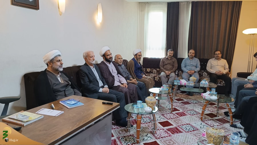 دیدار اساتید برتر و علمی دانشگاه رازی کرمانشاه،  با کارشناس مسئول فرهنگی بعثه مقام معظم رهبری در کربلای معلی 4