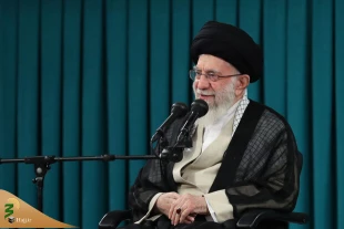  پیام رهبر معظم انقلاب: مسلمانان خطاب زندگی بخش حج را بدرستی بشنوند
  2