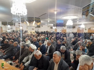 در مراسم شبانه بیان اسرار حج در مشهد اعلام شد: 
 مراسم حج به سنت و روش پیامبر اکرم توسط امام جعفر صادق علیه السلام احیاشد 2