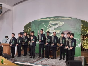 در مراسم شبانه بیان اسرار حج در مشهد اعلام شد: 
 مراسم حج به سنت و روش پیامبر اکرم توسط امام جعفر صادق علیه السلام احیاشد 6