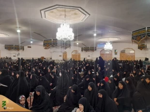 در مراسم شبانه بیان اسرار حج در مشهد اعلام شد: 
 مراسم حج به سنت و روش پیامبر اکرم توسط امام جعفر صادق علیه السلام احیاشد 8