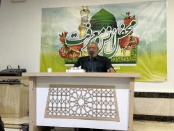 بعثه رهبری در مدینه برگزار کرد:
سوگواری در شب شهادت امام صادق(ع) در مدینه منوره 2