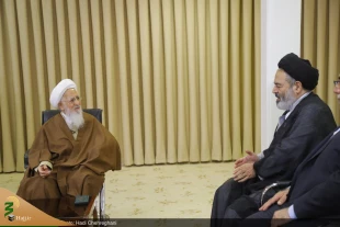 آیت الله جوادی آملی:

حجاج ایرانی باید پرچمدار فرهنگ ایران اسلامی باشند 4