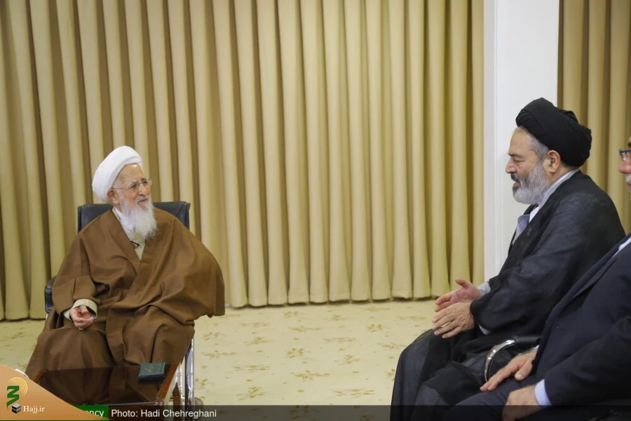 آیت الله جوادی آملی:

حجاج ایرانی باید پرچمدار فرهنگ ایران اسلامی باشند 4