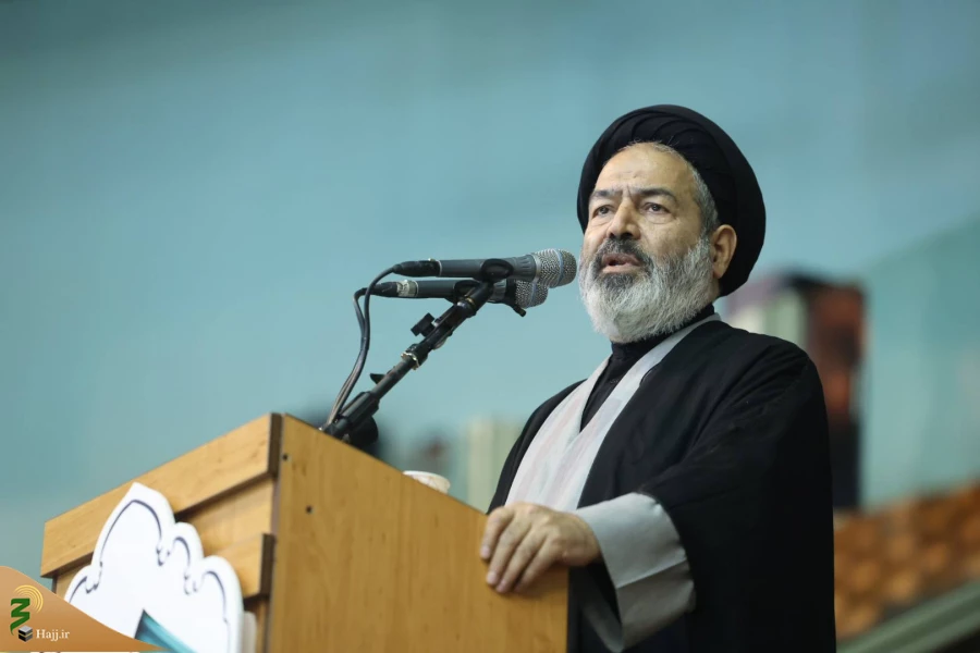 تاکید حجت الاسلام والمسلمین نواب بر قرآن محوری و فهم کلام وحی در حج 5