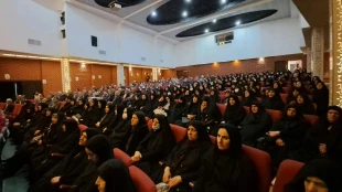 همایش متمرکز زائران حج تمتع استان لرستان برگزار شد 4