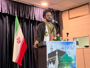 با حضور معاون فرهنگی بعثه برگزار شد؛
همایش حجاج اهل سنت در جزیره قشم