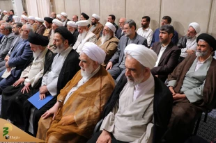 دیدار مسئولان و کارگزاران حج و جمعی از زائران بیت‌الله الحرام با رهبر معظم انقلاب اسلامی  3