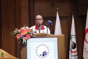 رئیس جمعیت هلال احمر:
«سلامت محوری» اساس فعالیت کادر درمان در حج 1403 باشد 2