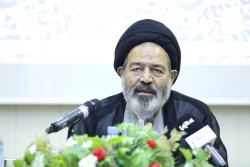 حجت الاسلام والمسلمین نواب تأکید کرد:
ضرورت بهره‌گیری از ابزار رسانه برای بیان مظلومیت غزه در حج 2