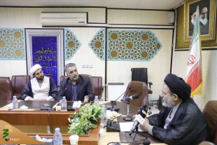 حجت الاسلام والمسلمین نواب تأکید کرد:

ضرورت بهره‌گیری از ابزار رسانه برای بیان مظلومیت غزه در حج 5