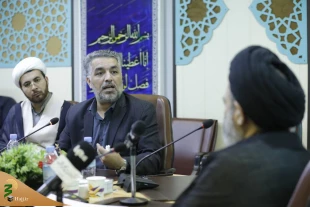 حجت الاسلام والمسلمین نواب تأکید کرد:

ضرورت بهره‌گیری از ابزار رسانه برای بیان مظلومیت غزه در حج 8