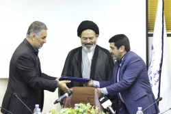 حجت الاسلام والمسلمین نواب تأکید کرد:

ضرورت بهره‌گیری از ابزار رسانه برای بیان مظلومیت غزه در حج 10