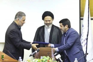 حجت الاسلام والمسلمین نواب تأکید کرد:

ضرورت بهره‌گیری از ابزار رسانه برای بیان مظلومیت غزه در حج 10