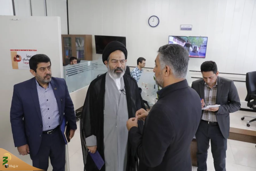 حجت الاسلام والمسلمین نواب تأکید کرد:

ضرورت بهره‌گیری از ابزار رسانه برای بیان مظلومیت غزه در حج 13