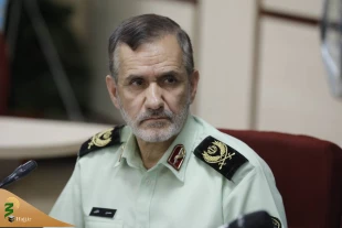 Hajj and Pilgrimage officials meet with the country's airports police commanders 5