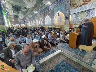 زائران سید‌الشهداء (ع) در خیمه‌گاه ندای أین معز الأولیاء، ومذل الأعداء سر دادند. 2