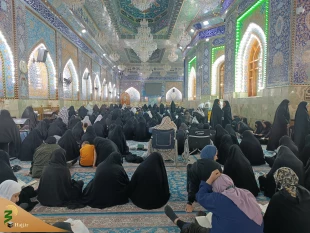 زائران سید‌الشهداء (ع) در خیمه‌گاه ندای أین معز الأولیاء، ومذل الأعداء سر دادند. 2