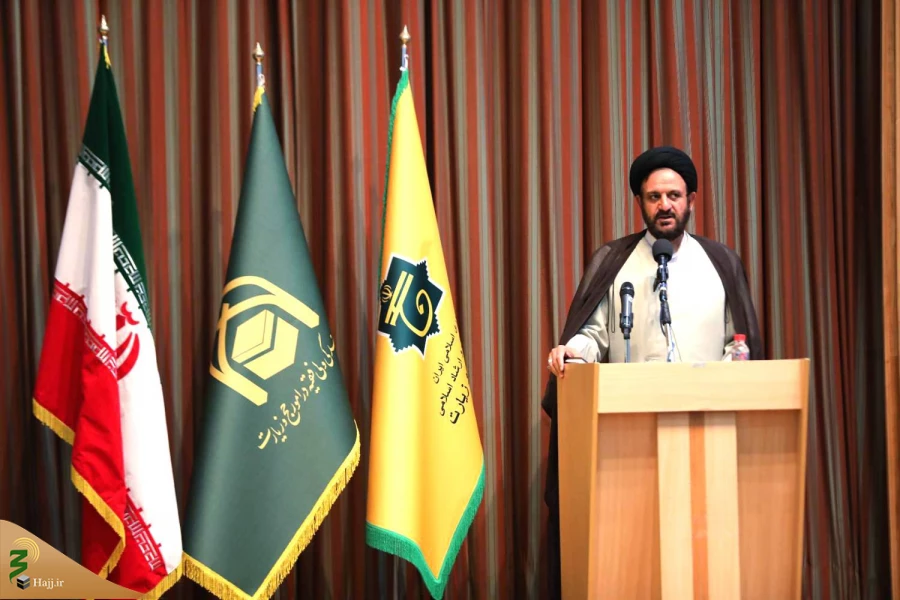 حجت الاسلام والمسلمین نواب:

امام خمینی(ره) احیاگر حج ابراهیمی در عصر حاضر بود 8