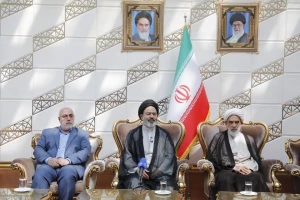 سرپرست حجاج ایرانی به سرزمین وحی عزیمت کرد 