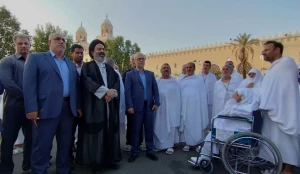 Departure of the first caravans of Iranian pilgrims with Hajj officials convoying 