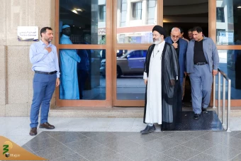 دیدار صمیمی سرپرست حجاج ایرانی با زائران کشورمان درمدینه منوره _ 2 7
