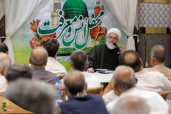 محفل انس و معرفت  زائران ایرانی  10
