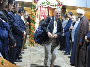 آیین بدرقه اولین گروه زائران حج تمتع گیلان در فرودگاه بین المللی سردار جنگل رشت برگزار شد 5