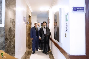 دیدار صمیمی سرپرست حجاج ایرانی با زائران کشورمان درمدینه منوره _ 3 39