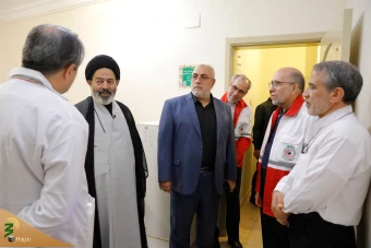 
بازدید مسئولان حج و زیارت از مرکز پزشکی جمعیت هلال احمر در مدینه منوره
 5