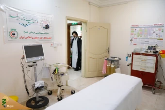 
بازدید مسئولان حج و زیارت از مرکز پزشکی جمعیت هلال احمر در مدینه منوره
 12