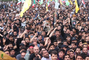 مراسم تشییع پیکر رئیس جمهور شهید و همراهان در شهر قم 17