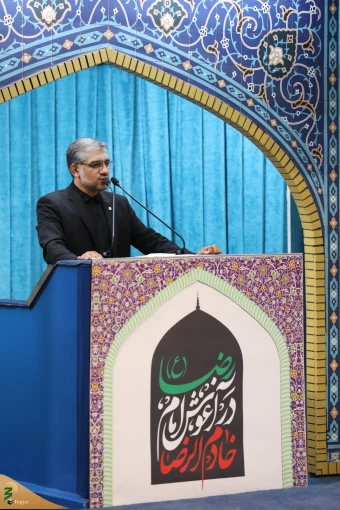 اقامه نماز رهبر معظم انقلاب بر پیکر رئیس جمهور شهید و همراهان 21