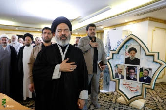  مراسم دعای کمیل زائران ایرانی در مدینه منوره به یاد شهدای خدمت 2