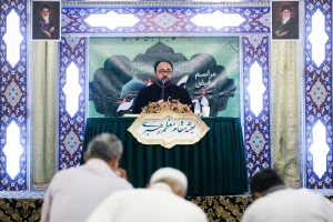 دعای ندبه زائران ایرانی درشهر پیامبر