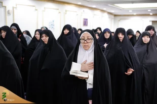 دعای ندبه زائران ایرانی درشهر پیامبر 6