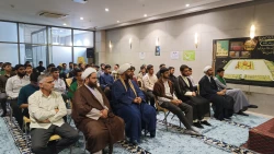 دیدار طلاب جوان مدارس علوم دینی استان یزد با مسؤل دفتر بعثه مقام معظم رهبری در عراق