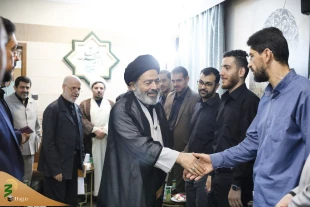 سرپرست حجاج ایرانی:

قاریان در تلاوت‌های خود نوآوری داشته باشند 12
