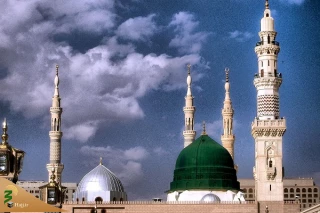 از چشم دوربین - 8

خداحافظ ای سجده گاه رسول + فیلم